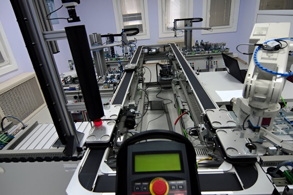 Mechatronics_Conveyor Internship